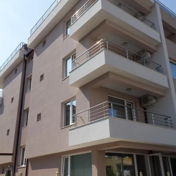 Guest House Dobi, Hotel in Primorsko