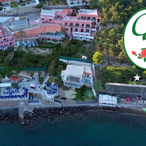 Hotel Casa Rosa Sea & Spa、イスキアのホテル