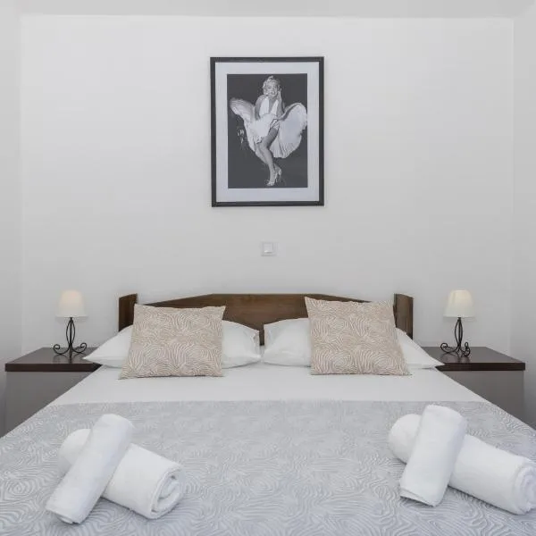 Bilin san apartments, khách sạn ở Baška Voda
