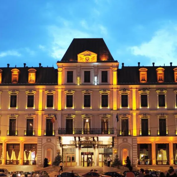 Grand Hotel Traian、ヤシのホテル
