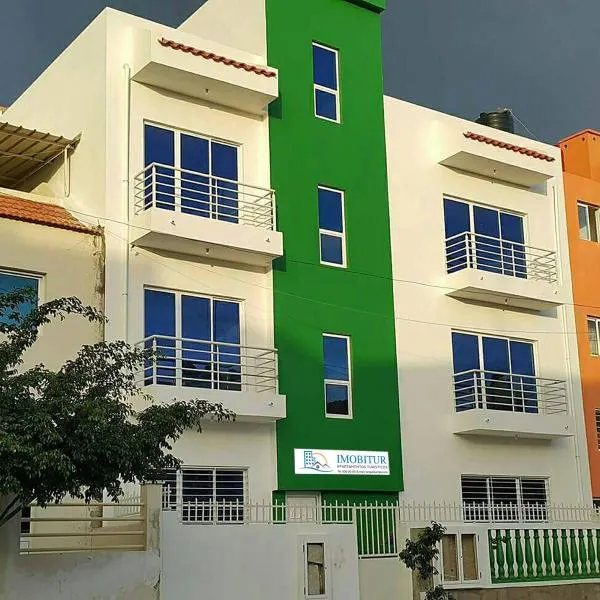 IMOBITUR-Tourist Apartments- Palmarejo Centro AV SV, hotel Cidade Velhában