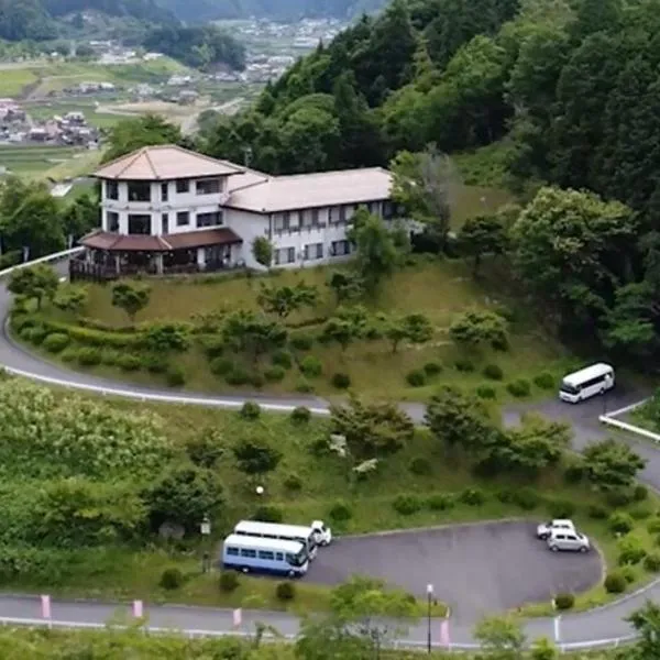 Green Spa Tsutsuga โรงแรมในNishi-yawatabara