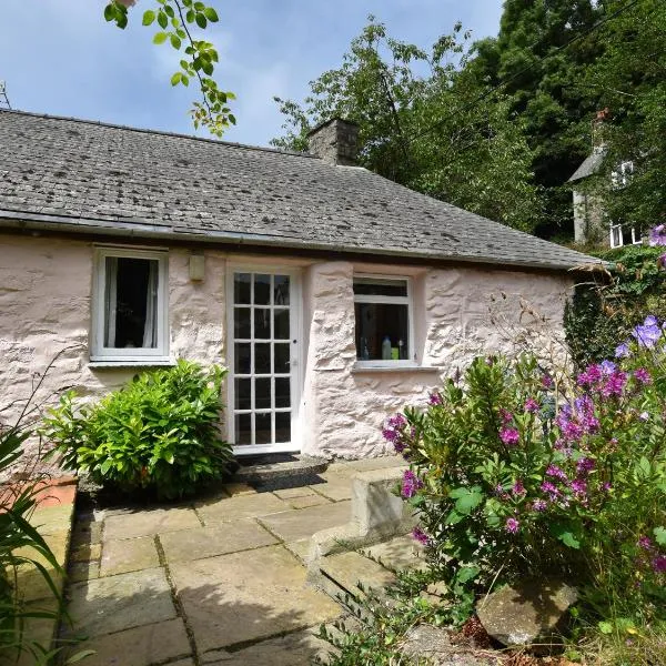 Milkwood Cottage, hotel in Fishguard