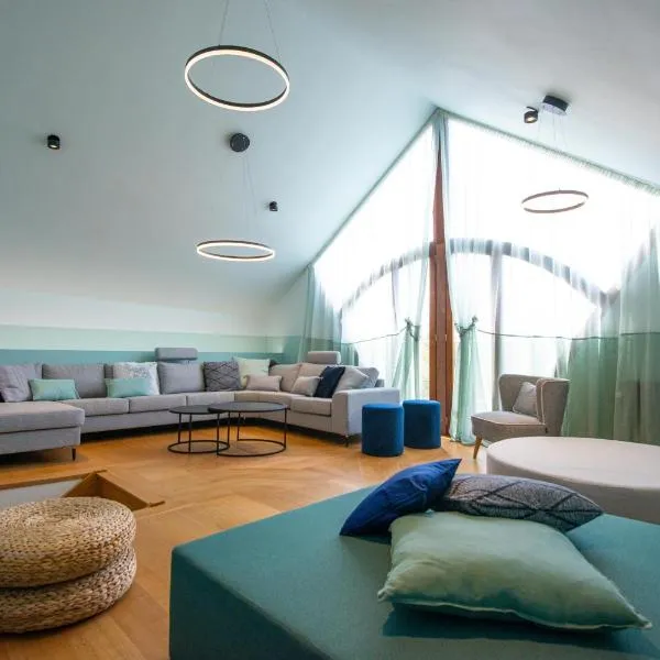 Gîte 7 personnes- Le Refuge du Saule โรงแรมในBurdinne