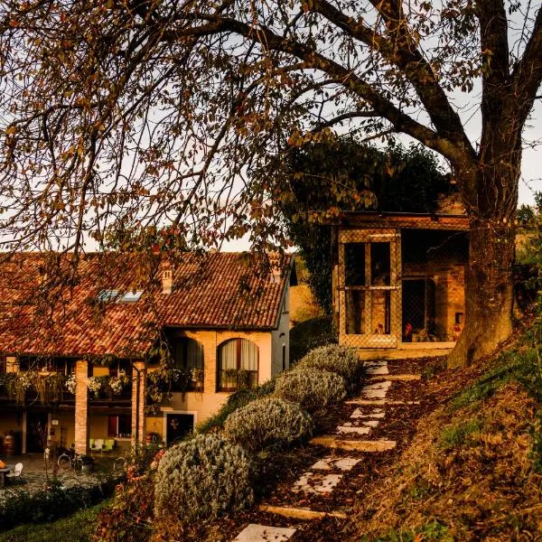 Casa Baricalino – hotel w mieście Novello