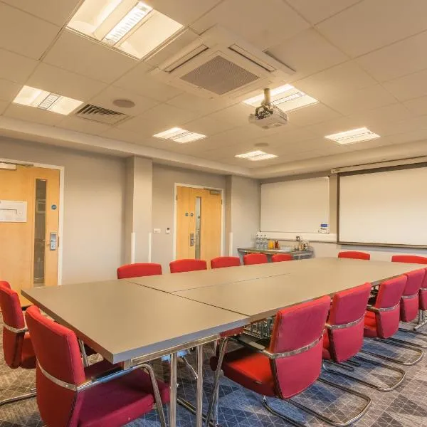 Holiday Inn Express Kettering by IHG, hótel í Kettering