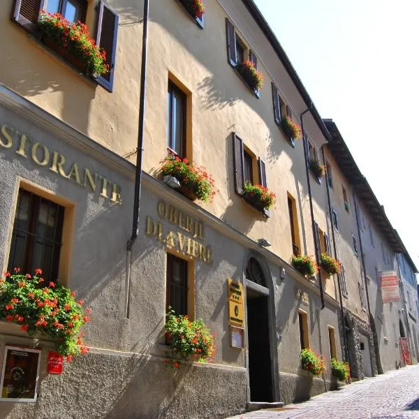 Hotel Oberje Dla Viere Oulx - Check-in Automatico 24h, hotelli kohteessa Oulx