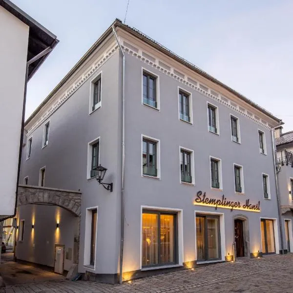 Hotel Zum Stemplinger Hansl, hotel v destinaci Hauzenberg