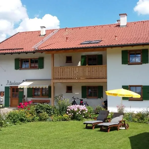 Gästehaus Attenhauser, hotel sa Unterammergau