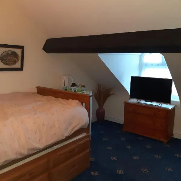 Phoenix Nights Guest House, hotel in Barrow in Furness