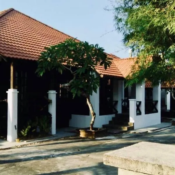 Old Klang Road Homestay Dungun, hotelli kohteessa Bukit Besi