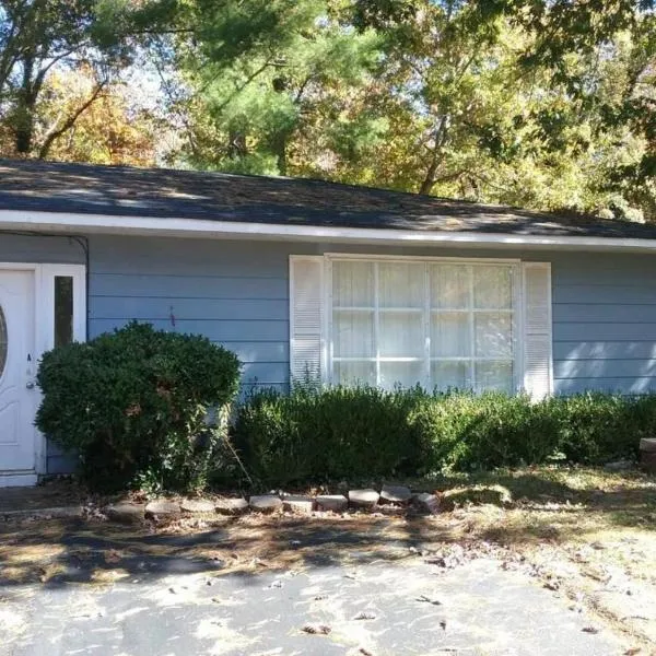 Cozy 1 BR Retreat near Tansi and Fairfield Glade, hotel v destinaci Crossville