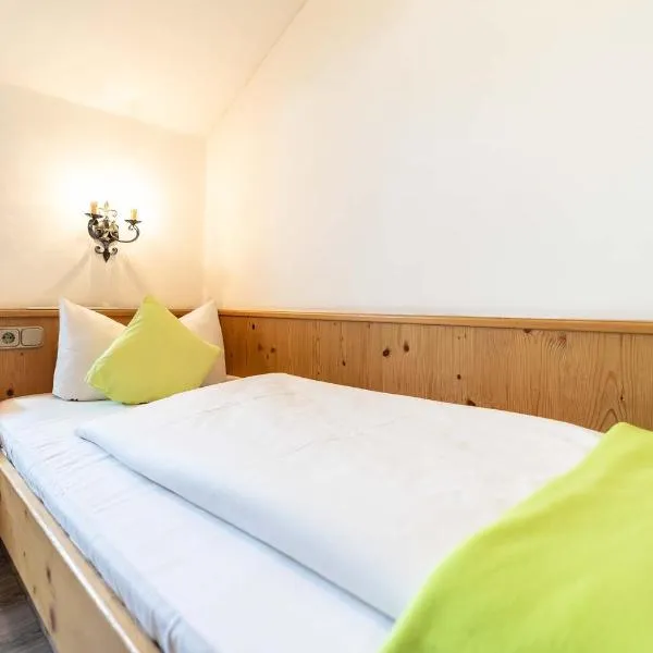 Hotel-Gasthof Zum Dragoner, hotel v destinaci Peiting