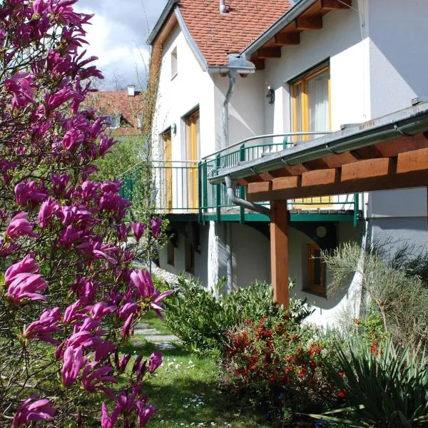 Pension Christina, hotel in Gutenberg an der Raabklamm