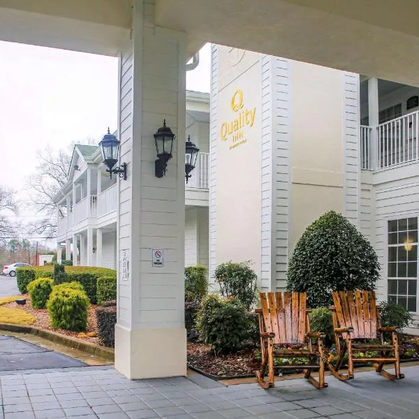 Quality Inn Fayetteville Near Historic Downtown Square, hotel a Peachtree City