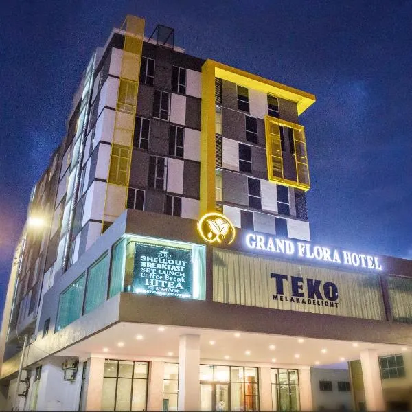 GRAND FLORA HOTEL, hotel a Kampong Tanjong Minyak