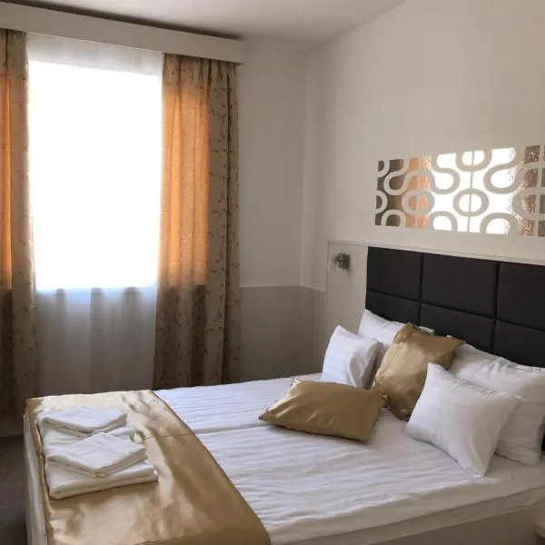 Kerekes Panzió és Étterem, Hotel in Balmazújváros