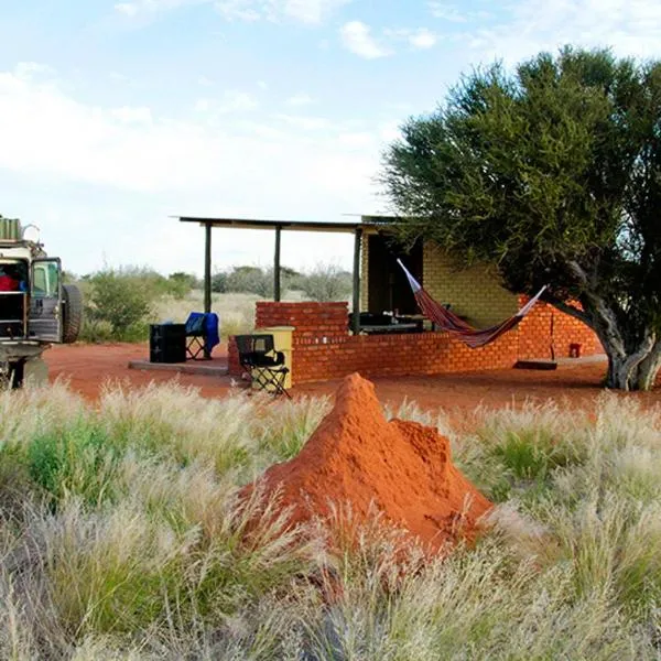 Kalahari Anib Campsite, hotel di Hardap