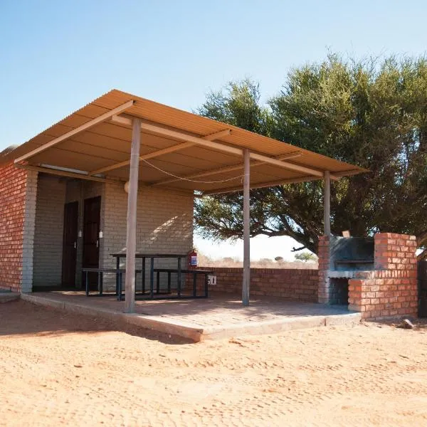 Kalahari Anib Campsite, hotel di Hardap