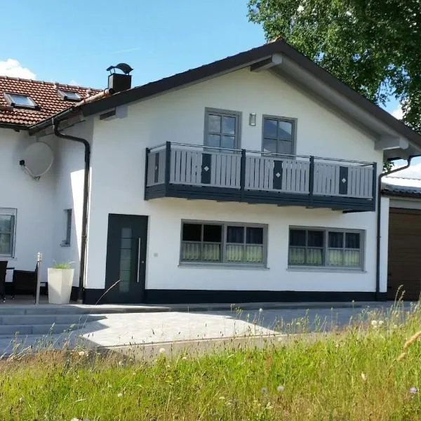 Ferienwohnung Spachtholz, hotel v destinaci Waldmünchen