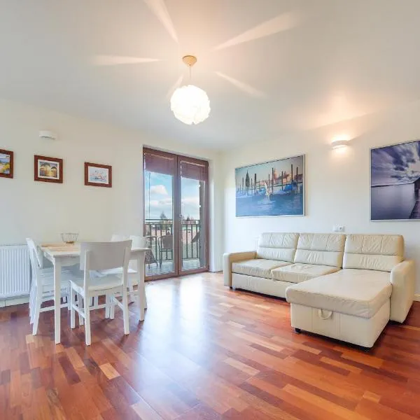 Apartamenty Sun & Snow Karwia - blisko plaży, blisko lasu, hotel v destinácii Karwia
