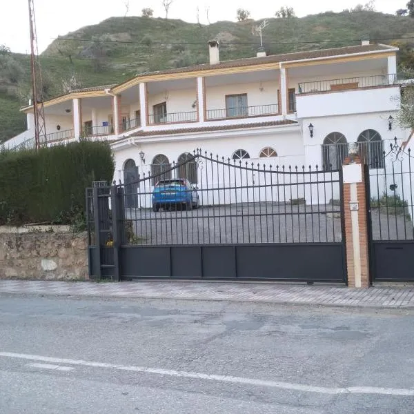 Alojamiento Árdales, hotel en Trujillos