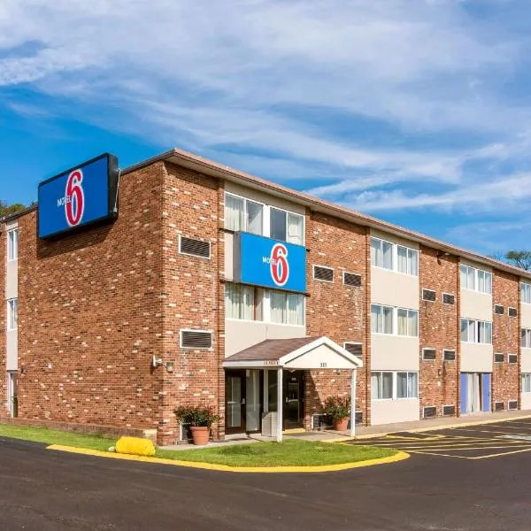 Motel 6-New Stanton, PA, hotel in New Stanton