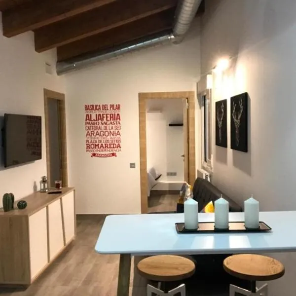 ÁTICO ACOGEDOR LUJOSO CHECK-IN 24H PENTHOUSE 5 Planta 5, hotel en Zaragoza
