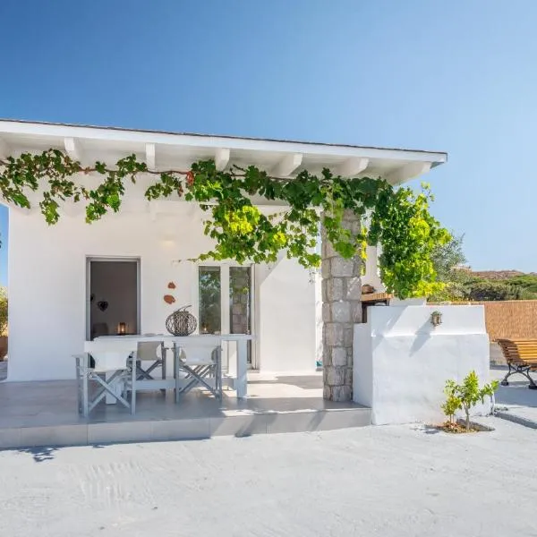 Kristen's Studio & Apartments, hotel u gradu 'Adamas'