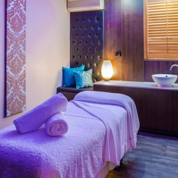 Crowne Plaza Hawkesbury Valley by IHG, hotel em Windsor