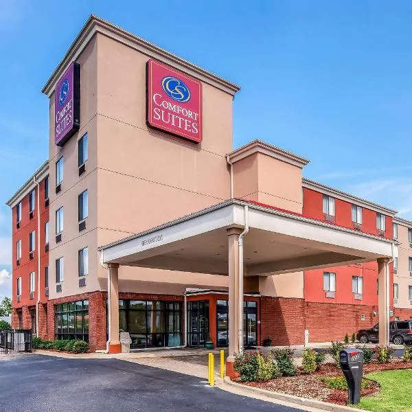 Comfort Suites Pelham Hoover I-65، فندق في ألباستير