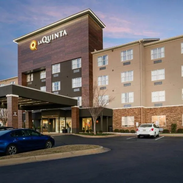 La Quinta by Wyndham Montgomery, hotel in Montgomery
