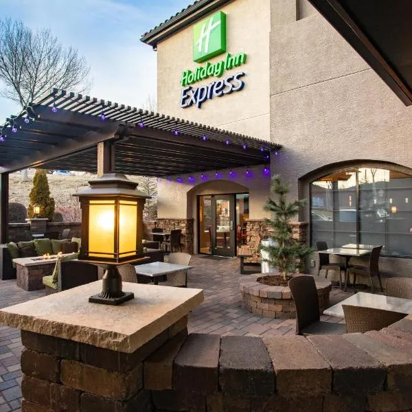 Holiday Inn Express Prescott, an IHG Hotel, хотел в Прескот