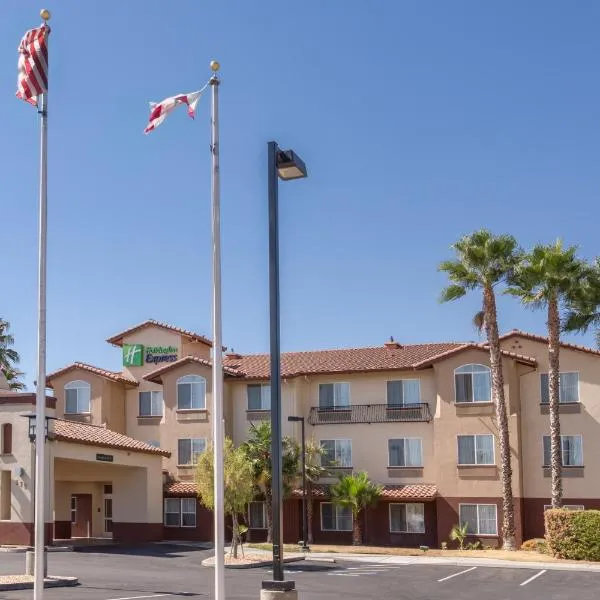 Holiday Inn Express Hotel & Suites Manteca, an IHG Hotel, hotell i Manteca