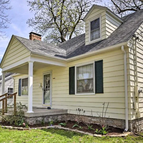 Lexington Getaway with Backyard Deck Less Than 2 Mi to UK!, hotel di Lexington