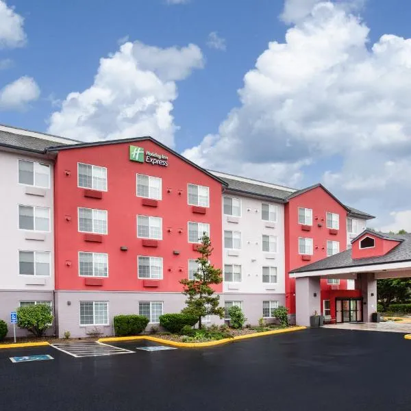 Holiday Inn Express & Suites Lincoln City, an IHG Hotel โรงแรมในแปซิฟิกซิตี