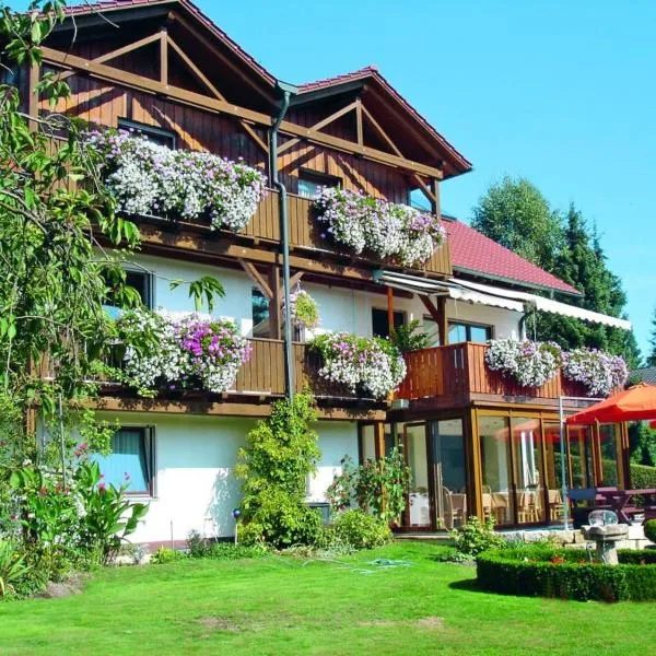 Gästehaus Köglmaier: Kelheim şehrinde bir otel