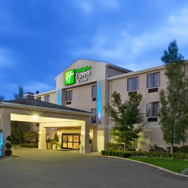 Holiday Inn Express & Suites Alliance, an IHG Hotel, hotel v destinaci Alliance