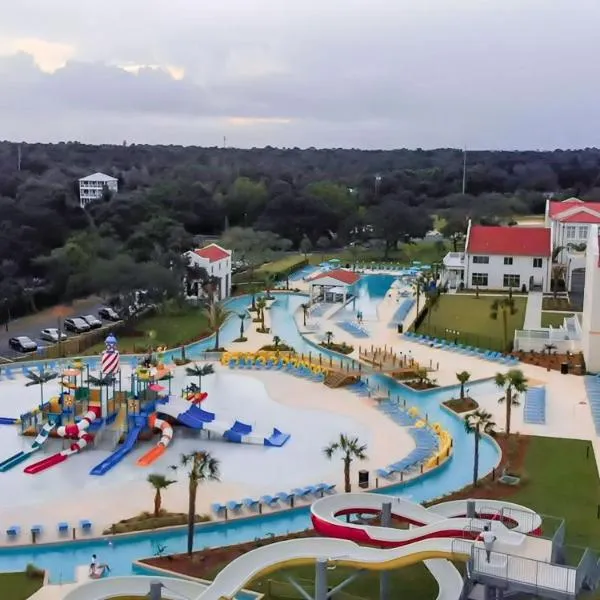 Centennial Plaza Resort Gulfport, hotel di Gulfport