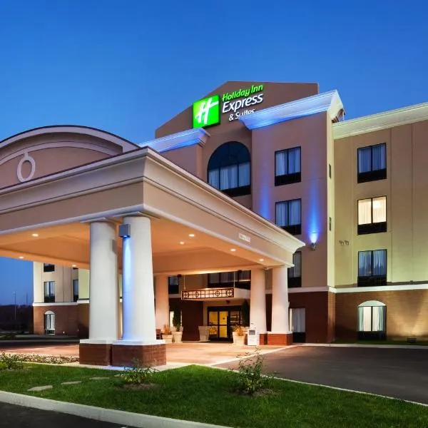 Holiday Inn Express Hotel & Suites Newport South, an IHG Hotel, hotel a White Pine