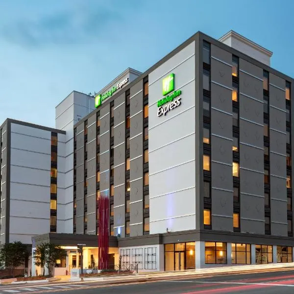Holiday Inn Express Nashville-Downtown - Broadway by IHG、ナッシュビルのホテル