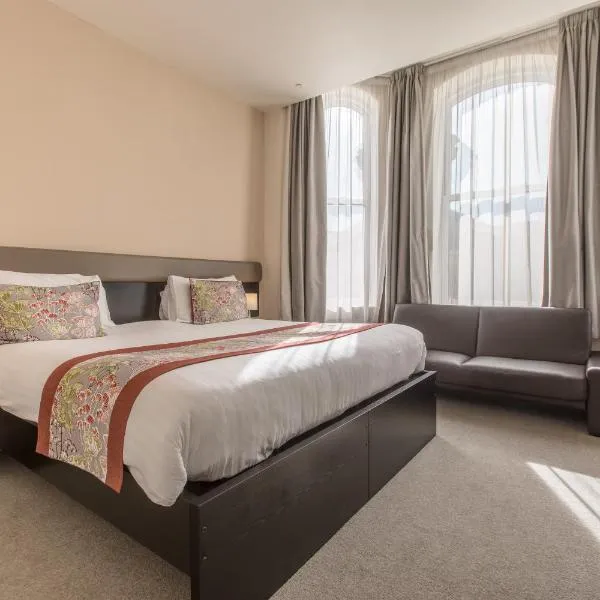 Mannin Hotel、ダグラスのホテル