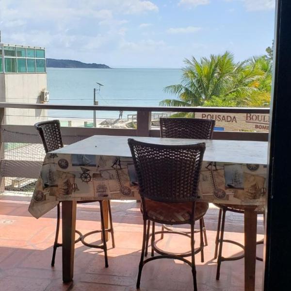 Apartamento com Vista ao Mar