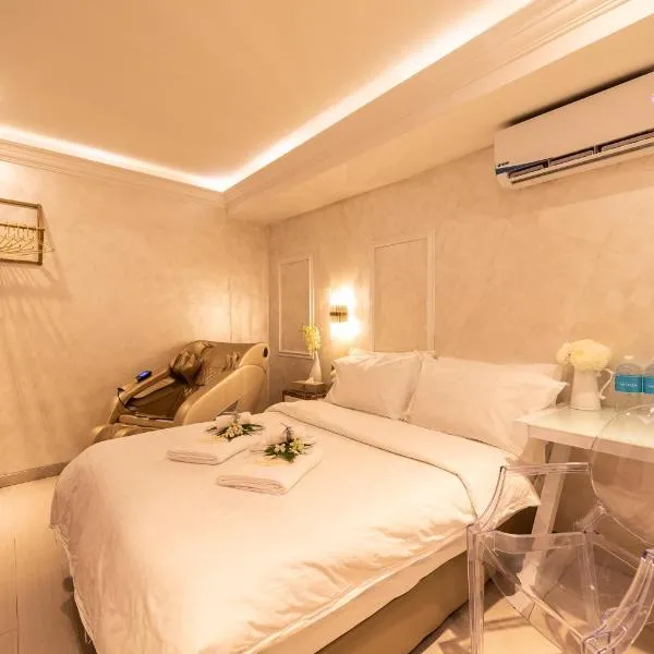 CJ Residence - A Member of The Luxury Stay Group, отель в Кота-Кинабалу
