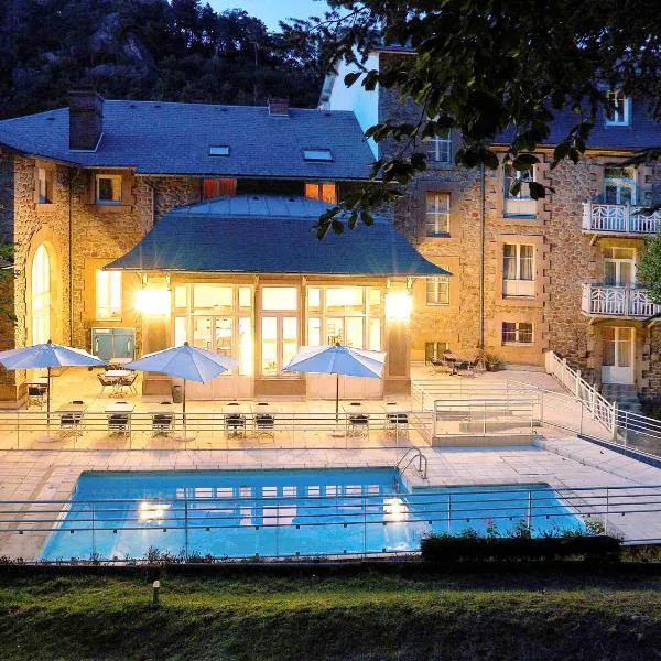 Hôtel Mercure Saint-Nectaire Spa & Bien-être, hotell i Montaigut-le-Blanc