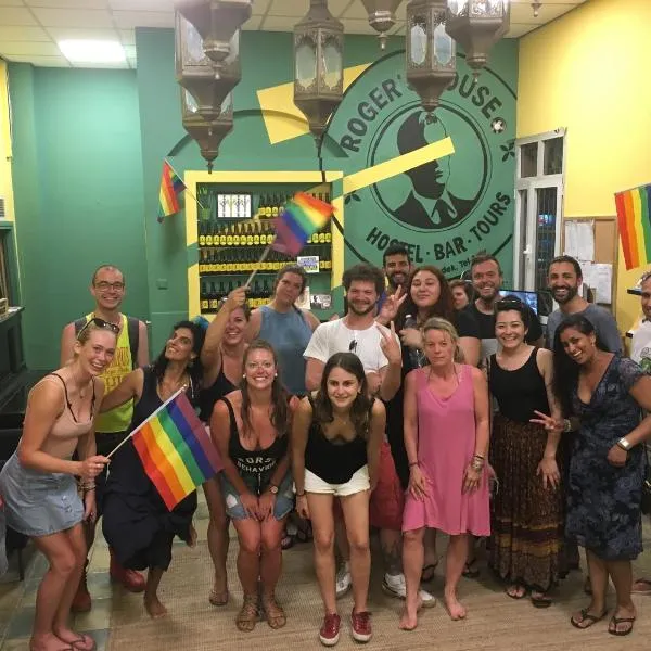 Roger's Hostel & Caravans Age 18-45, hotel v destinaci Tel Aviv