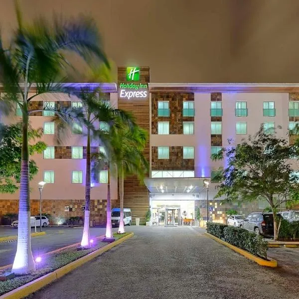 Holiday Inn Express Villahermosa by IHG, hotel v destinaci Villahermosa