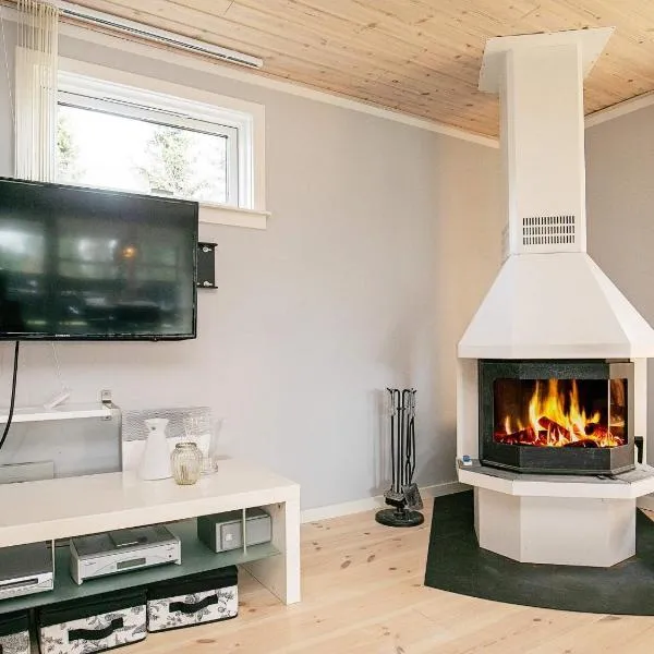 6 person holiday home in Væggerløse-By Traum, hotel in Marielyst
