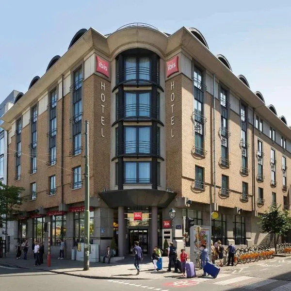 ibis Hotel Brussels Centre Gare du Midi, hotel en Bruselas