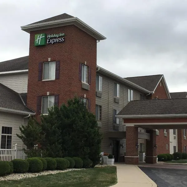 Holiday Inn Express Lebanon, an IHG Hotel、Whitestownのホテル